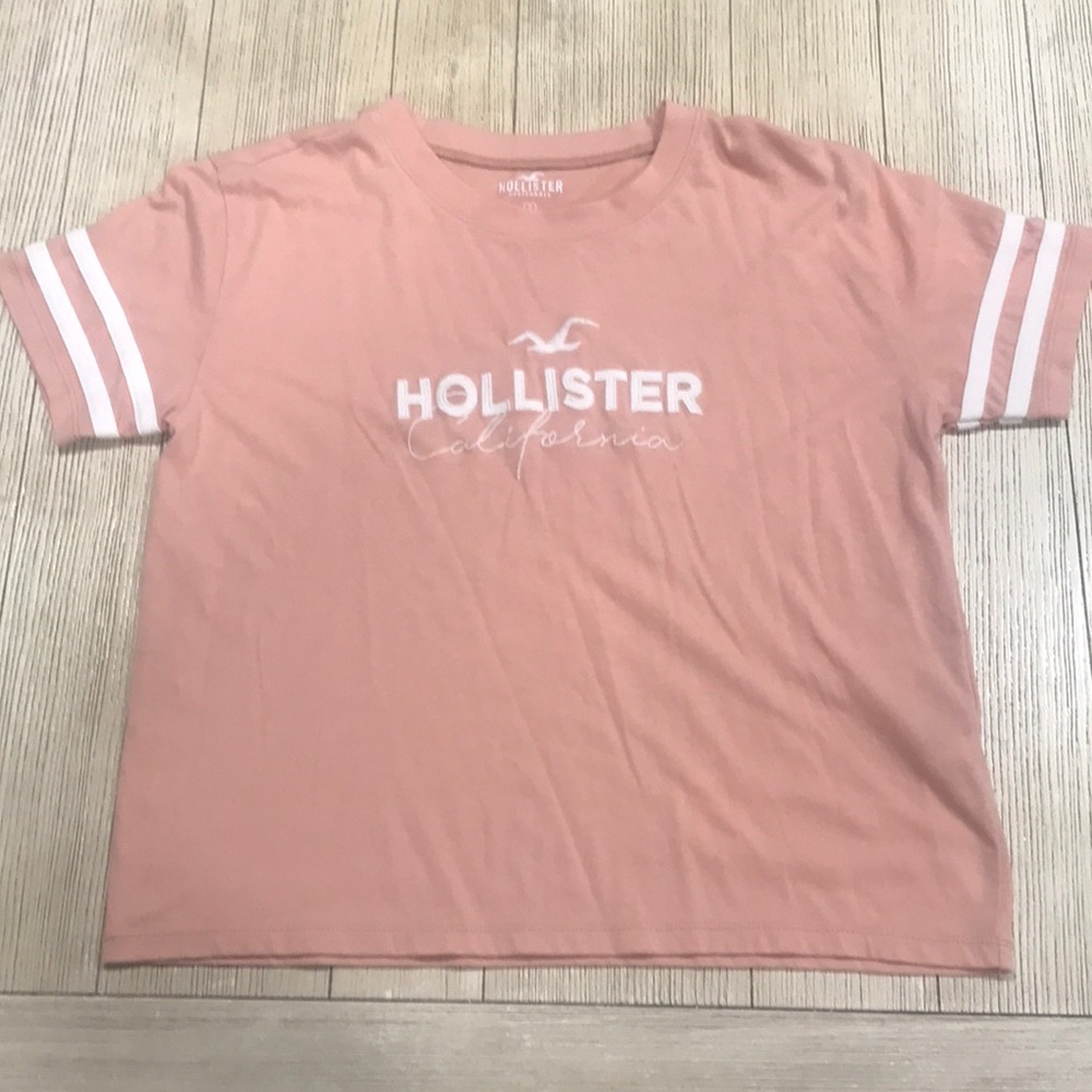 Hollister T-shirt small
